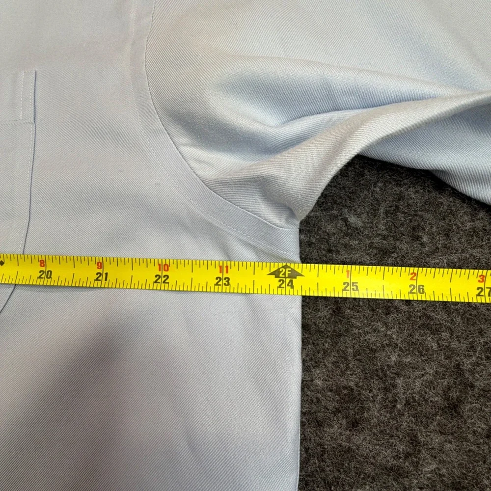 Turnbury Button Down Shirt Mens Large Light Blue‎ Non-Iron Long Sleeve Cotton